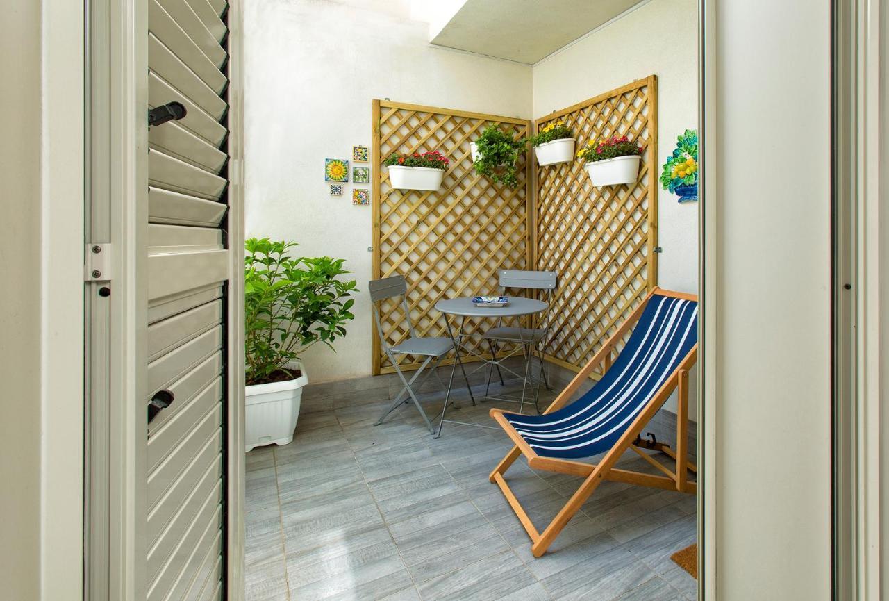 Casa Nichitta Appartement Catánia Buitenkant foto